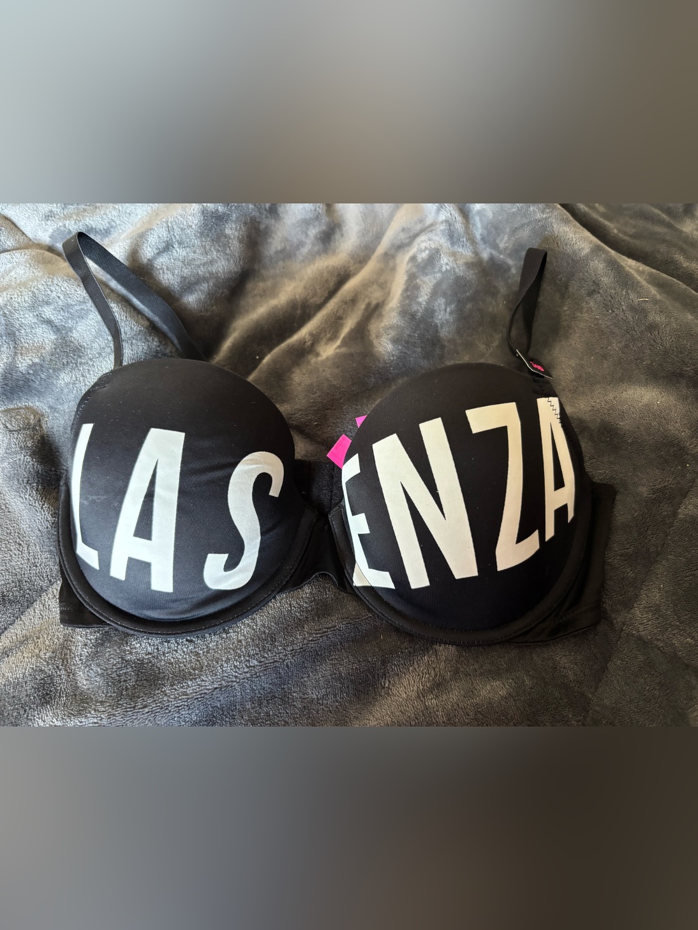 NWT La Senza bra. 34D